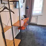 Stilvolle In I Home2share Apartment *