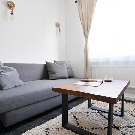 Stilvolle In I Home2share Bonn