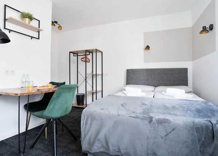 Stilvolle In I Home2share Bonn